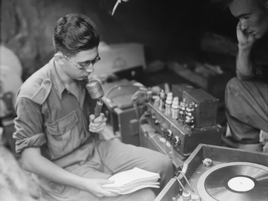 Photo history of house music
