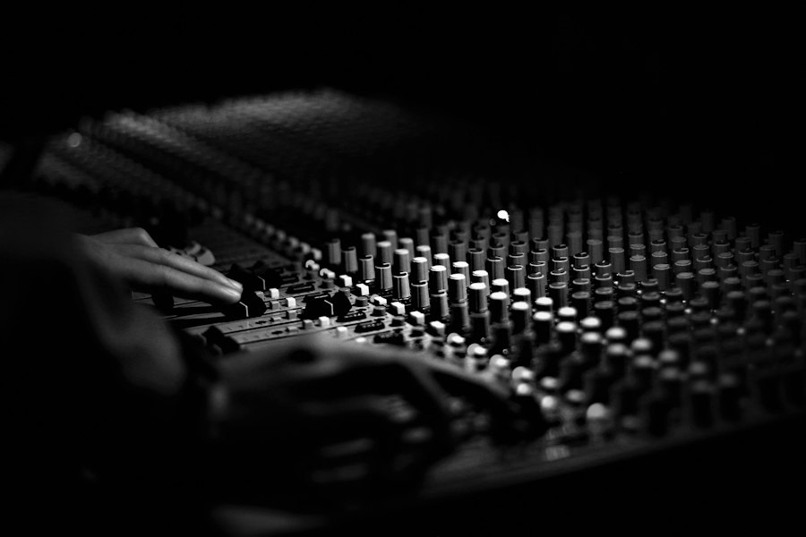 Photo live sound versus recorded sound